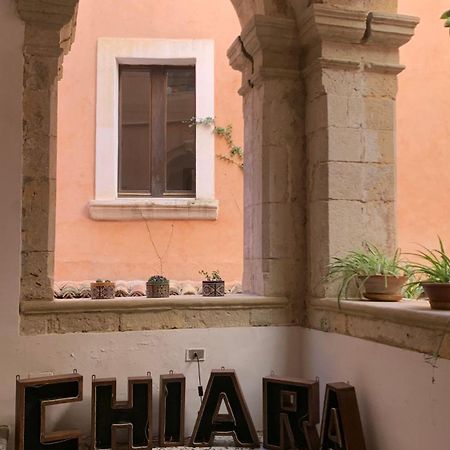 بيت شباب Casa Di Chiara كروتوني المظهر الخارجي الصورة