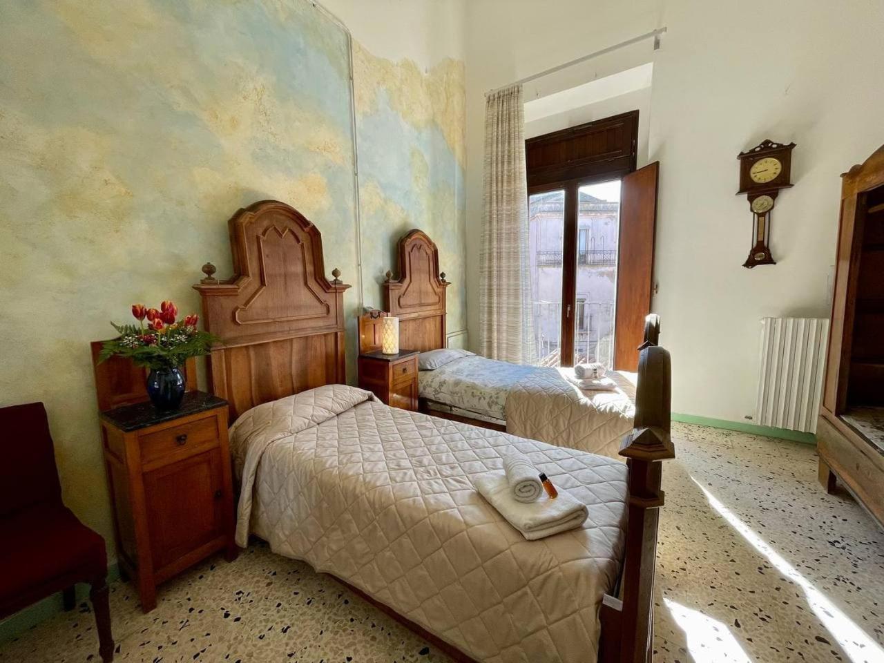 بيت شباب Casa Di Chiara كروتوني المظهر الخارجي الصورة
