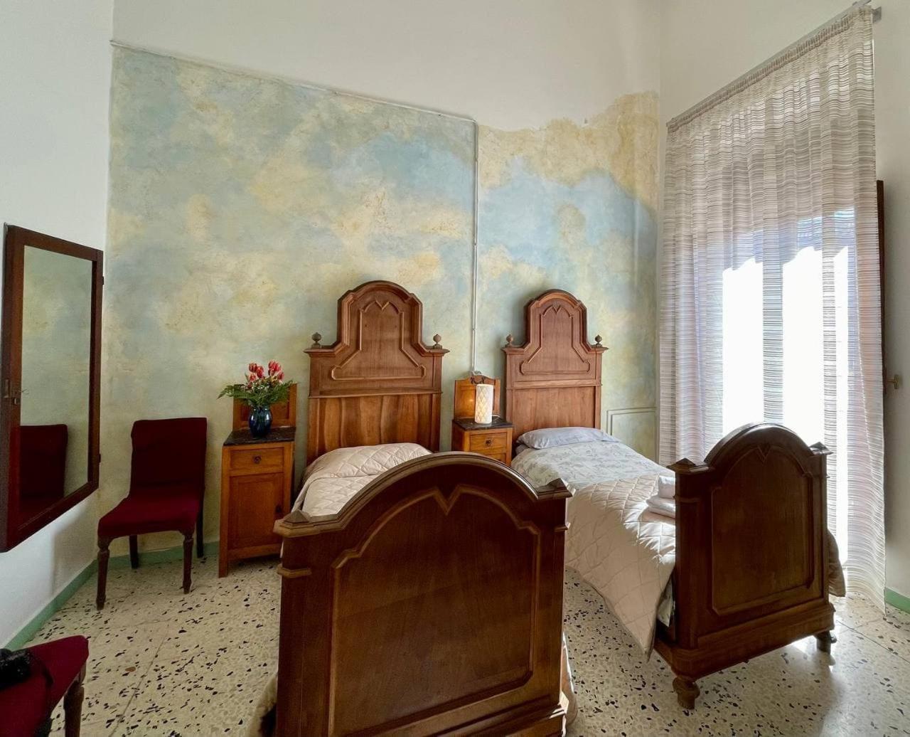 بيت شباب Casa Di Chiara كروتوني المظهر الخارجي الصورة