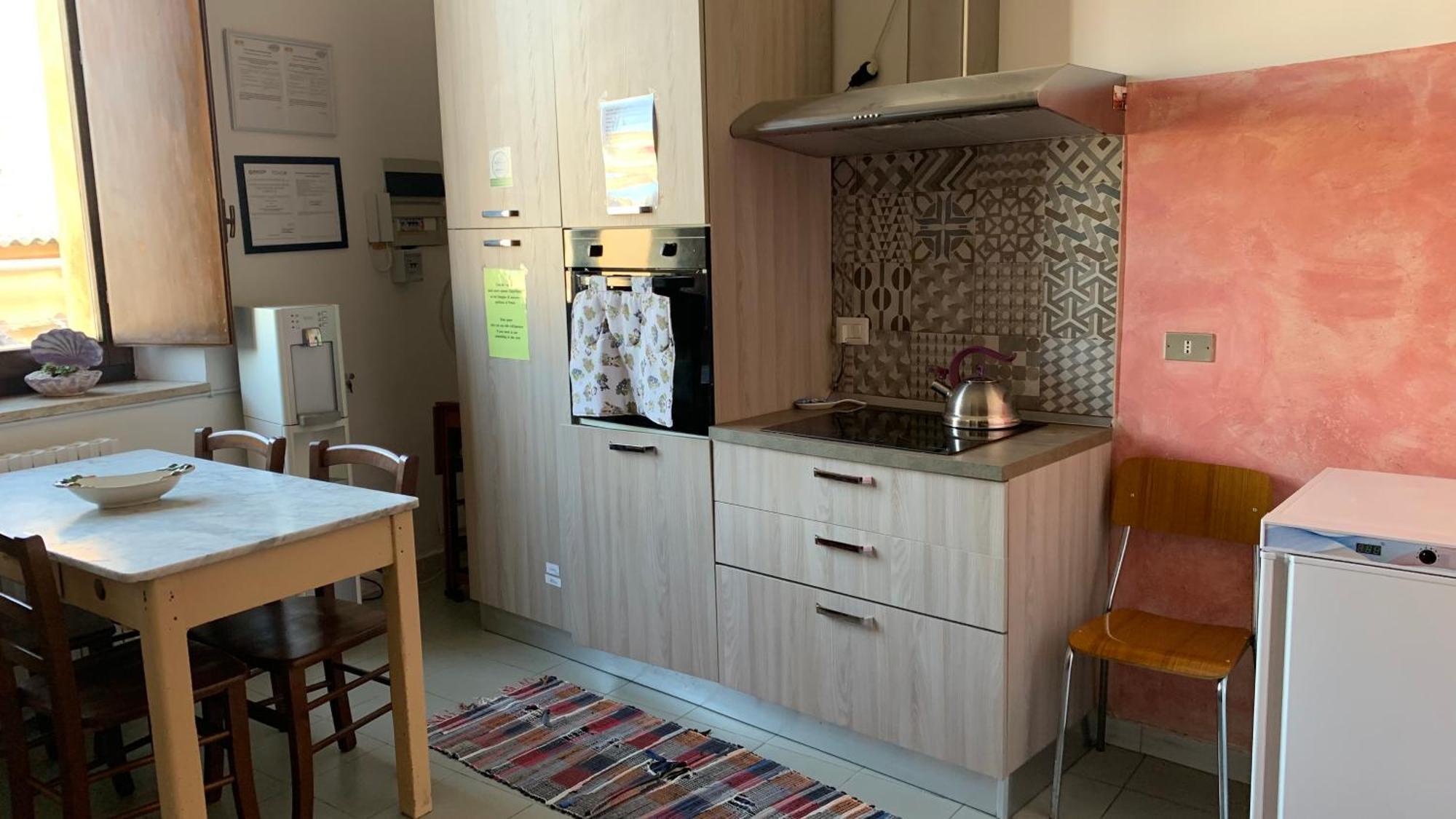 بيت شباب Casa Di Chiara كروتوني المظهر الخارجي الصورة