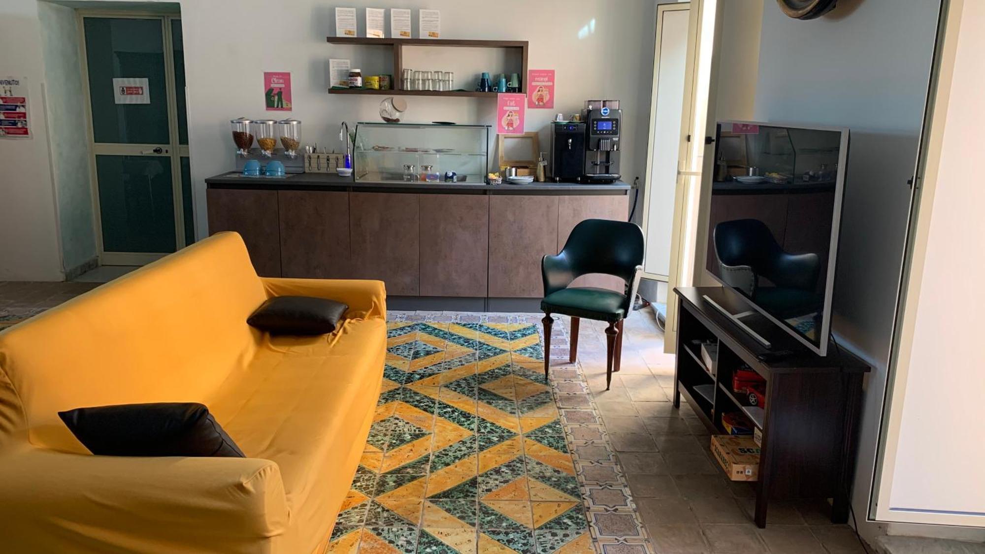 بيت شباب Casa Di Chiara كروتوني المظهر الخارجي الصورة