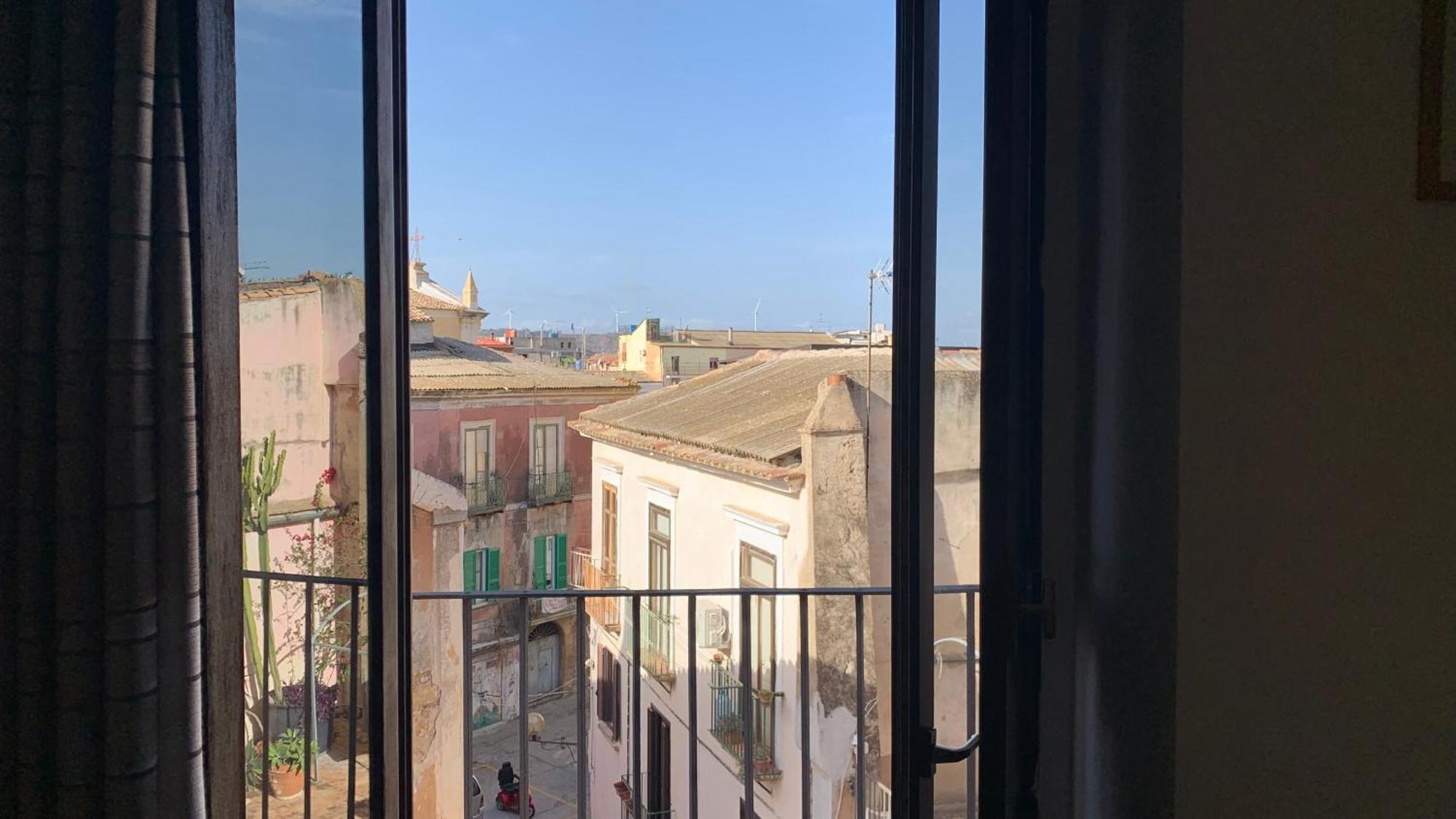 بيت شباب Casa Di Chiara كروتوني المظهر الخارجي الصورة